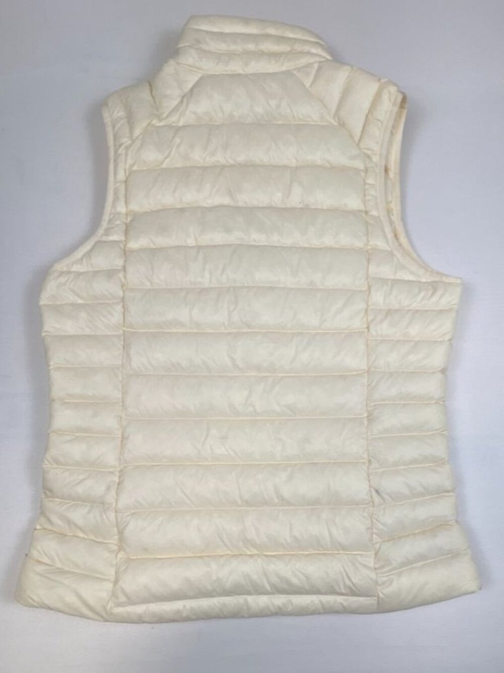 Patagonia Women S Down Sweater Vest White NetPlus Recycled Nylon 84629 FA23 - Picture 3 of 13
